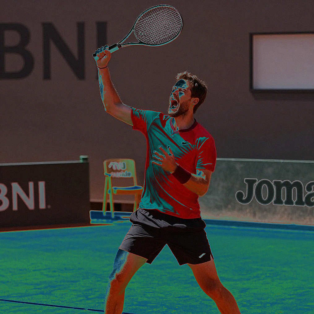 Zverev vào bán kết Thượng Hải: 80% giao bóng một, 5/5 break point cứu được và một tuyên bố chưa có nguồn kiểm chứng