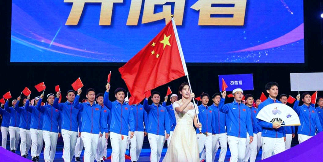 Vietnam Open 2026: Nguyễn Tiến Minh thắng vòng loại tuổi 43, Lê Đức Phát gồng mình với chấn thương đầu gối và gót chân