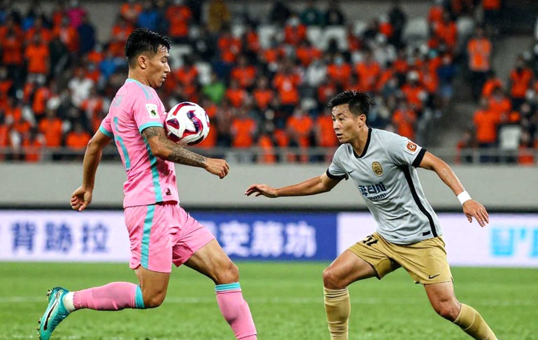 Mile Svilar và lời hứa quốc tế chưa trọn: Khi thủ môn hay nhất Serie A không có một tấm vé Mile Svilar và lời hứa quốc tế chưa trọn: Khi thủ môn hay nhất Serie A không có một tấm vé