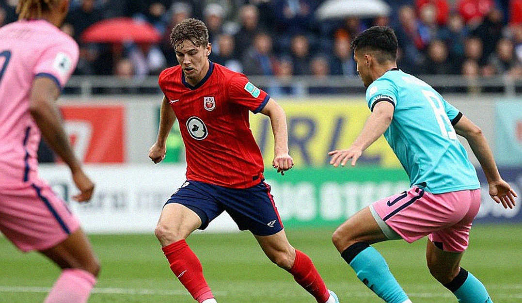 Mile Svilar và lời hứa quốc tế chưa trọn: Khi thủ môn hay nhất Serie A không có một tấm vé Mile Svilar và lời hứa quốc tế chưa trọn: Khi thủ môn hay nhất Serie A không có một tấm vé
