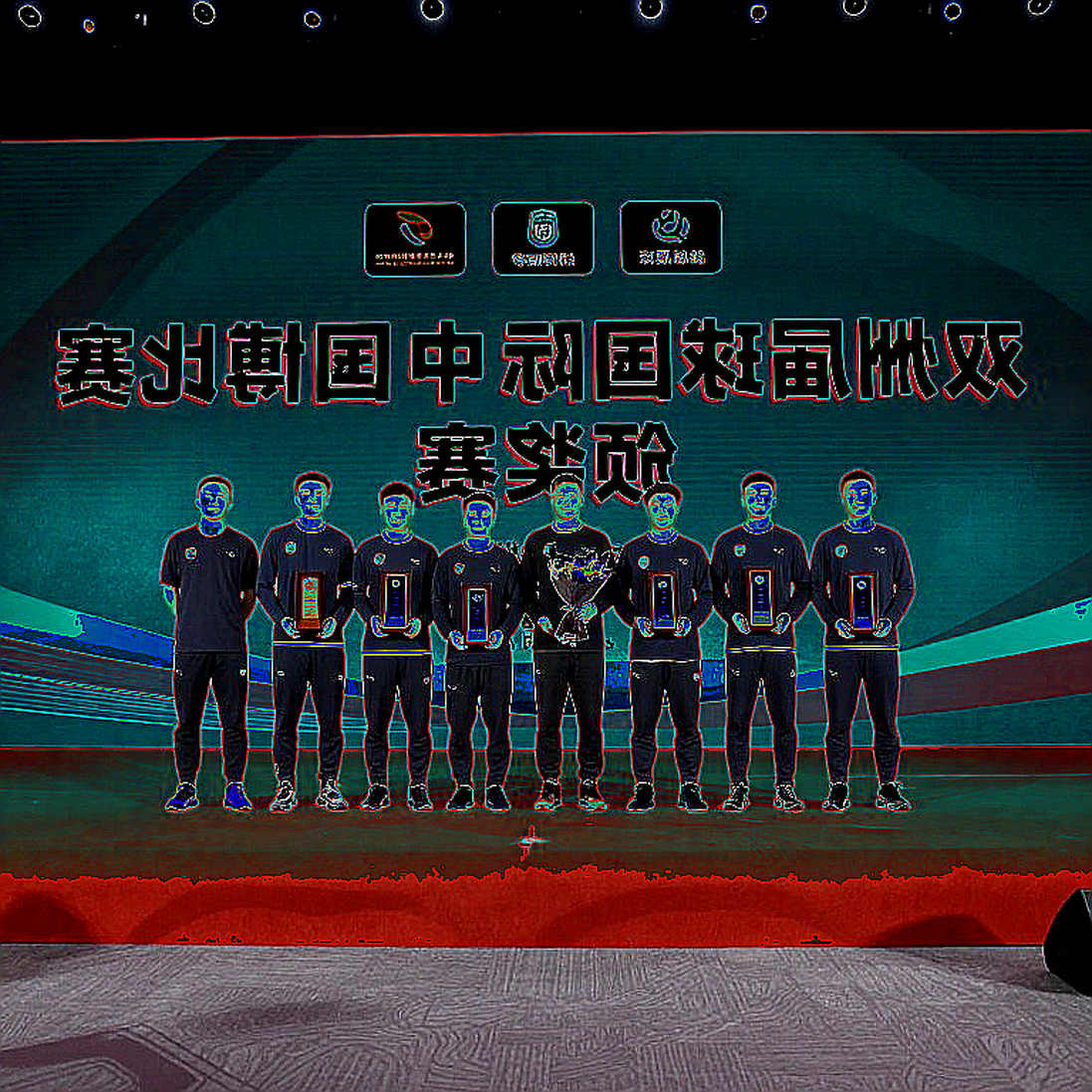 Kevin Diks và chiếc băng đội trưởng sinh ra từ một chấn thương