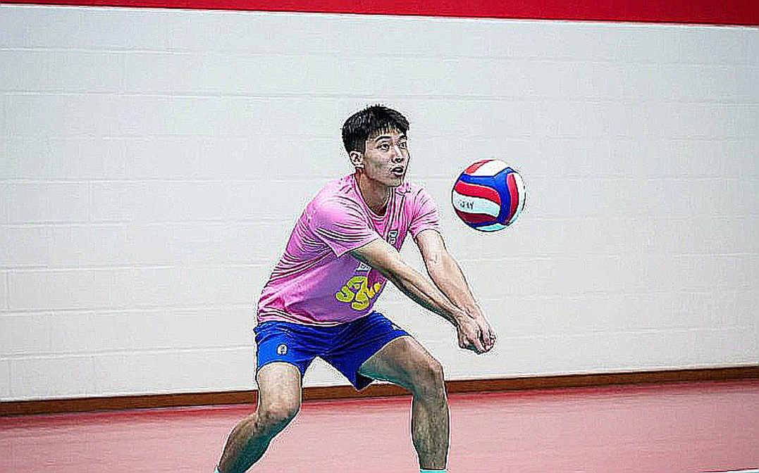Set 38-36 và ngày pháo đài 58 trận của Pitt nứt toác: SMU thắng bằng bóng chuyền trung lộ, không bằng phép màu