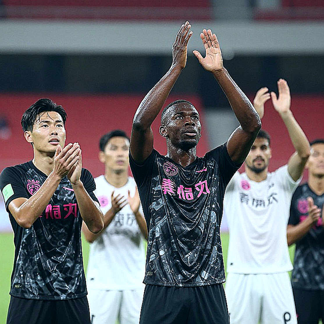 When Data Goes Silent: Lessons from an Empty Analysis and the Transfer Window Trap