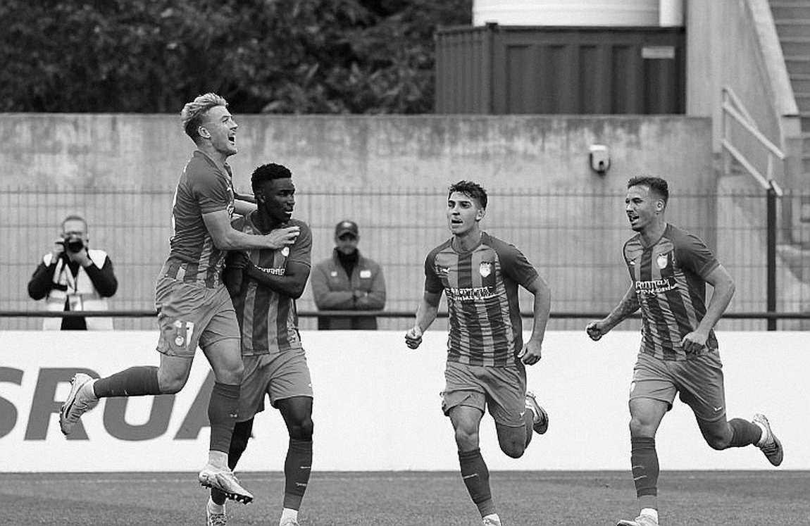 Montenegro thắng Armenia 3-2 trên đất khách: giá trị thật của một trận cầu năm bàn thắng Montenegro thắng Armenia 3-2 trên đất khách: giá trị thật của một trận cầu năm bàn thắng