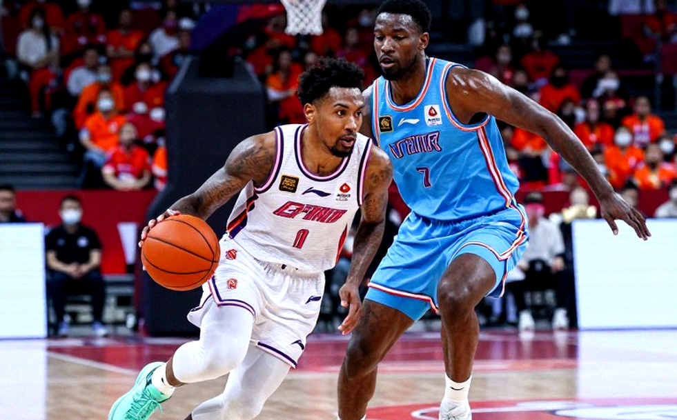 Olympiacos Enter the EuroLeague Double Week Without Milutinov: The Problem Beneath the Rim Olympiacos Enter the EuroLeague Double Week Without Milutinov: The Problem Beneath the Rim