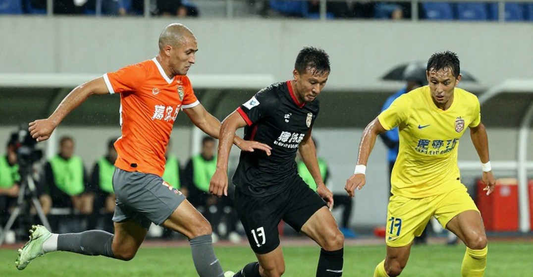 V.League và Nguy cơ Bong bóng Ngoại binh: Phân tích Cấu trúc, Tài chính và Con đường Phát triển Cầu thủ Nội V.League và Nguy cơ Bong bóng Ngoại binh: Phân tích Cấu trúc, Tài chính và Con đường Phát triển Cầu thủ Nội