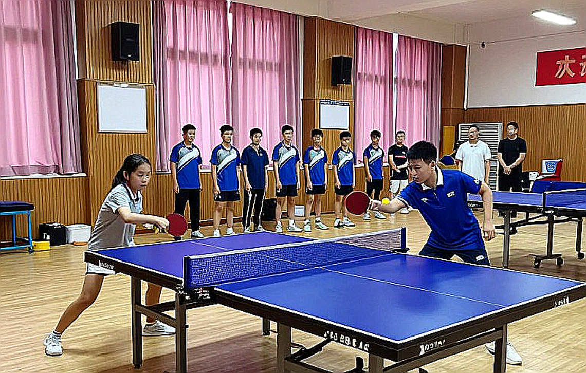 Keighley Table Tennis Centre lần đầu trả lương cho huấn luyện viên: suất 20 giờ mỗi tuần và cột mốc chuyên nghiệp hóa bóng bàn cơ sở Anh