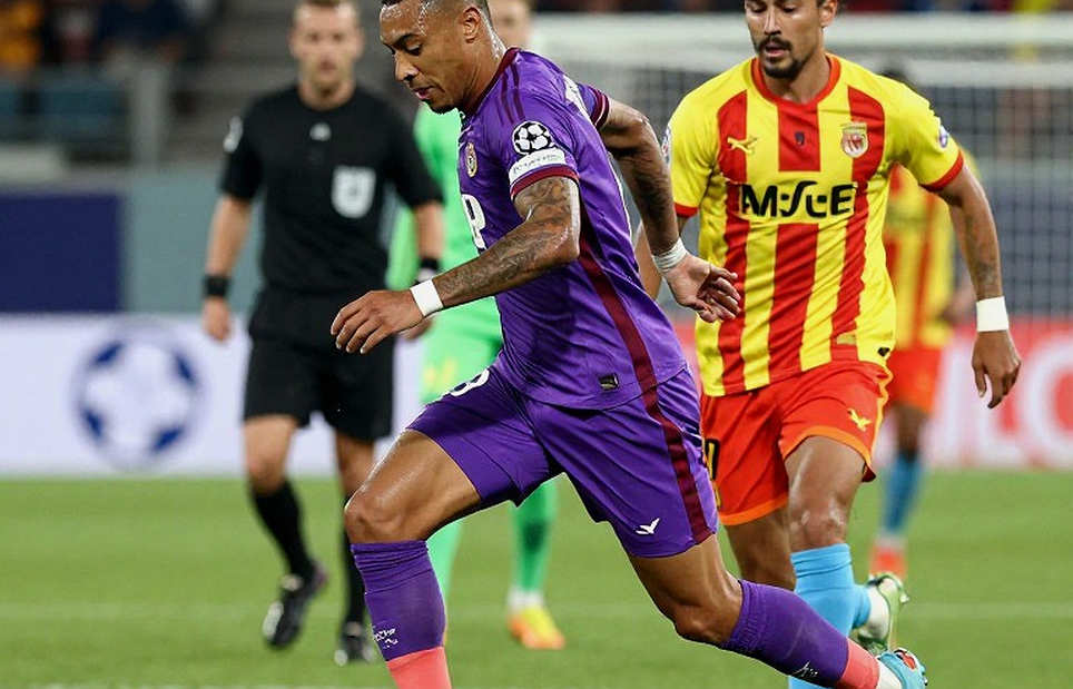 V.League và khoảng trống dữ liệu: Khi bóng đá Việt Nam vẫn quyết định bằng trực giác V.League và khoảng trống dữ liệu: Khi bóng đá Việt Nam vẫn quyết định bằng trực giác