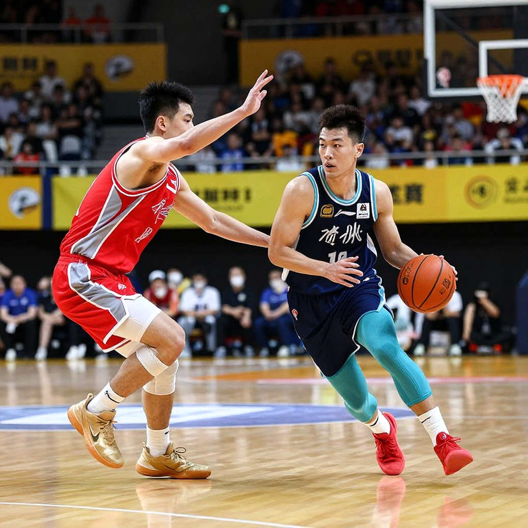 Barkley gọi bộ đôi Castle-Harper là 'Curry-Klay mới': Lời khen hay cái bẫy chiến thuật? Barkley gọi bộ đôi Castle-Harper là 'Curry-Klay mới': Lời khen hay cái bẫy chiến thuật?